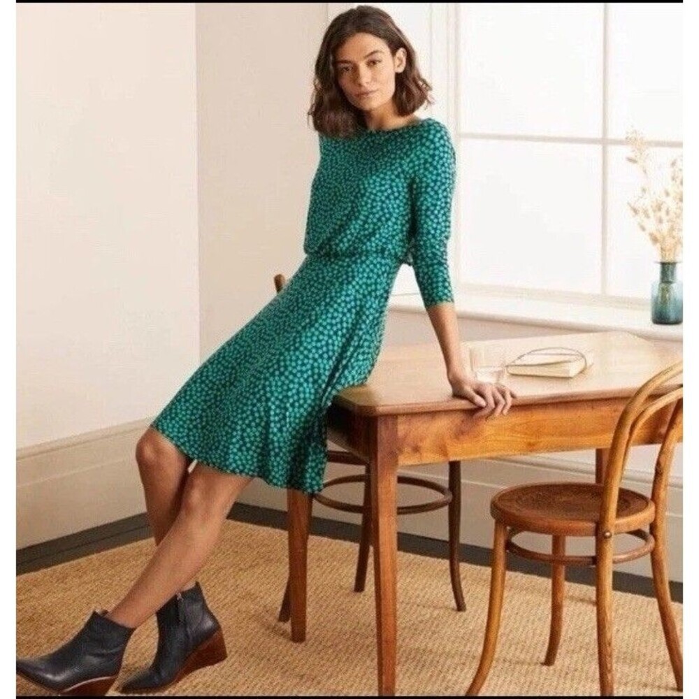 Boden Nellie Sapling Leafy Bud Green Navy Floral  Jersey Dress Women 8R Pockets
